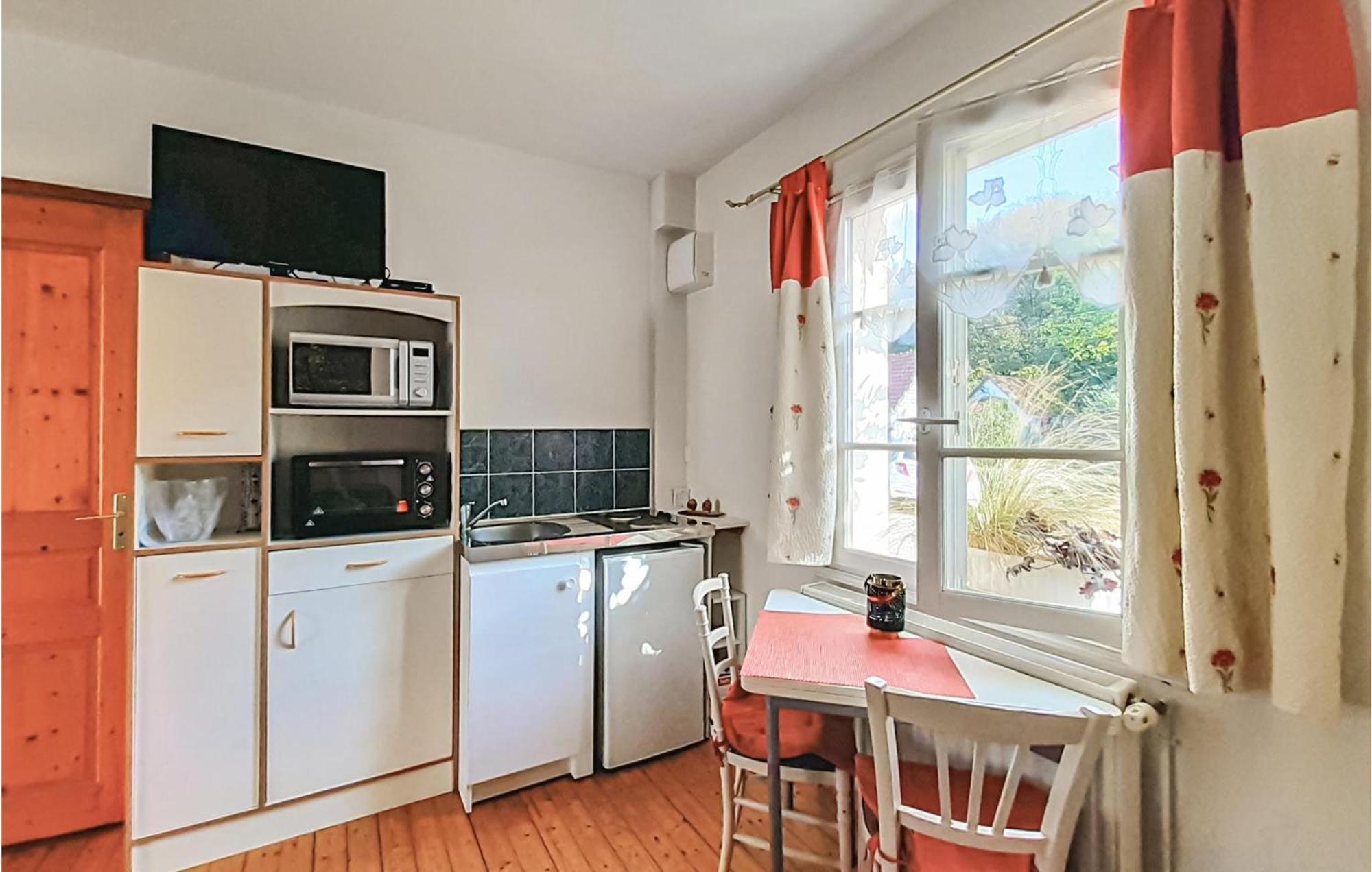 Gorgeous Apartment In Alette With Kitchenette Εξωτερικό φωτογραφία